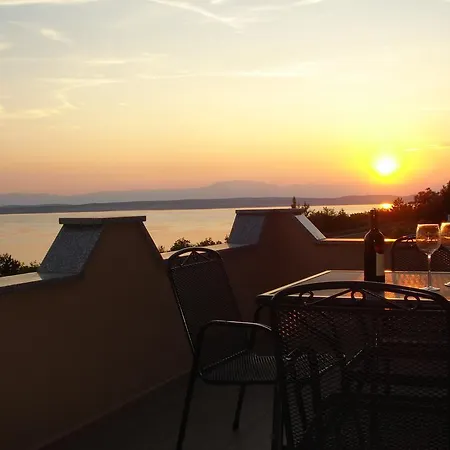 Apartments Crikvenica Rum bild